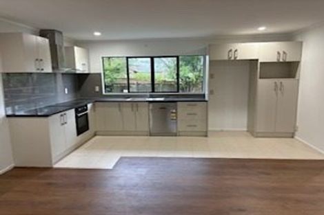 Photo of property in 3/17 Neta Grove, Henderson, Auckland, 0612