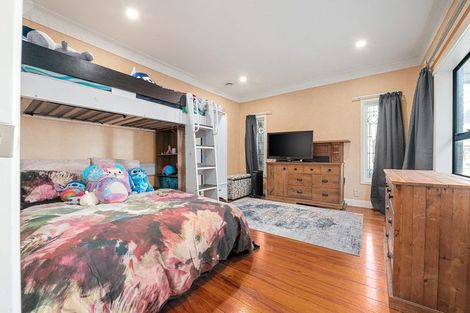 Photo of property in 28 Braid Road, St Andrews, Hamilton, 3200