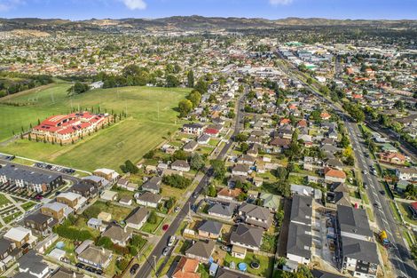 Photo of property in 25 Arimu Road, Papakura, 2110