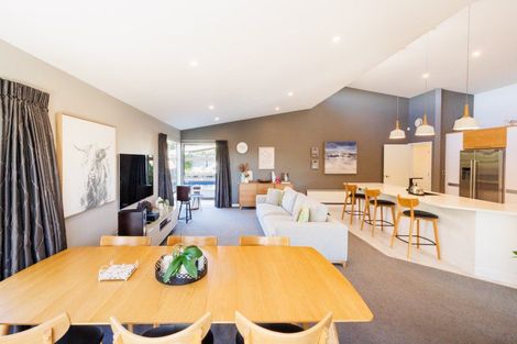 Photo of property in 165 Pacific Drive, Fitzherbert, Palmerston North, 4410