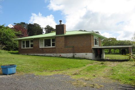 Photo of property in 136 Annett Road, Kumeu, 0891
