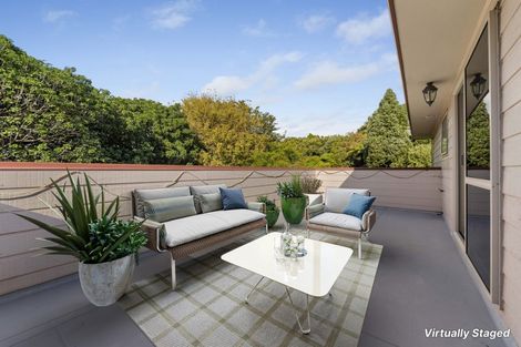 Photo of property in 333 Devon Street West, New Plymouth, 4310