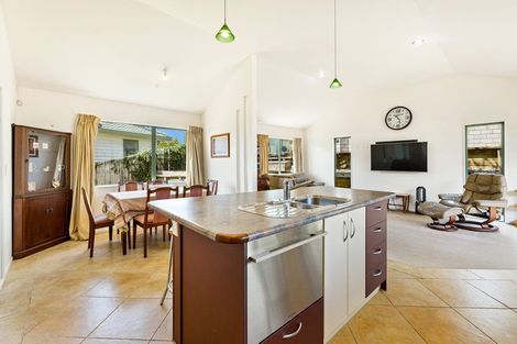 Photo of property in 26 Carillon Place, Massey, Auckland, 0614