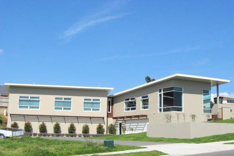 Photo of property in 68 Karamea Street, Whalers Gate, New Plymouth, 4310