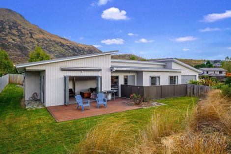 Photo of property in 13 Quill Street, Lake Hayes, Queenstown, 9304