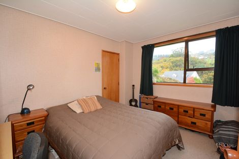 Photo of property in 35 Pioneer Crescent, Helensburgh, Dunedin, 9010