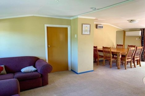 Photo of property in 5 Abel Tasman Drive, Takaka, 7110