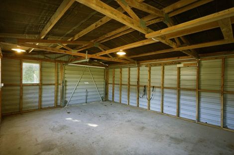 Photo of property in 125 Wellington Street, Picton, 7220