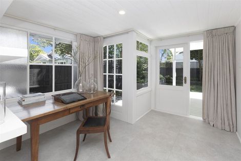 Photo of property in 205 Blighs Road, Strowan, Christchurch, 8052