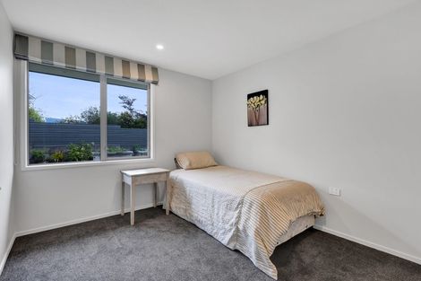 Photo of property in 184b Seaview Road, Westown, New Plymouth, 4310