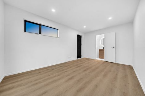Photo of property in 22 Whare Kauri Road, Papakura, 2110