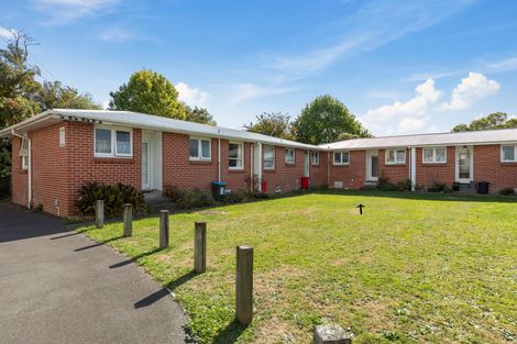Photo of property in 1/1033 Fergusson Drive, Clouston Park, Upper Hutt, 5018