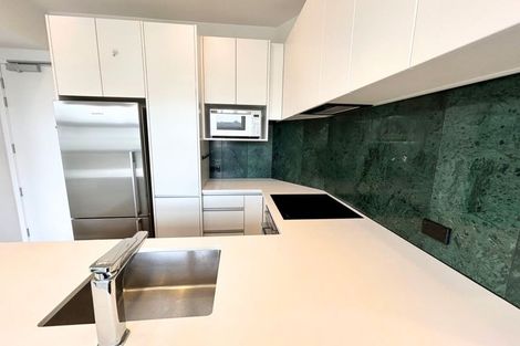 Photo of property in 301/246 Khyber Pass Road, Grafton, Auckland, 1023