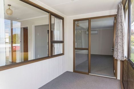 Photo of property in 18 Victoria Avenue, Dannevirke, 4930