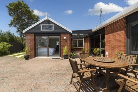 Photo of property in 28 Shelley Street, Otumoetai, Tauranga, 3110