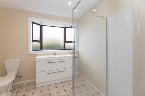 Photo of property in 8 Reynolds Avenue, Bishopdale, Christchurch, 8053