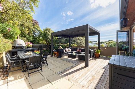 Photo of property in 32 Lorna Irene Drive, Raumati South, Paraparaumu, 5032