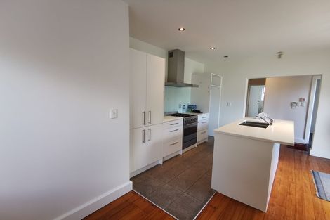 Photo of property in 111 Memorial Avenue, Burnside, Christchurch, 8053