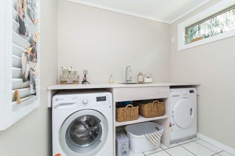 Photo of property in 4/108a Verran Road, Birkdale, Auckland, 0626