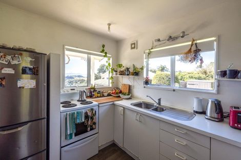 Photo of property in 16 Cory Road, Palm Beach, Waiheke Island, 1081