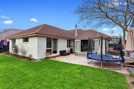 Photo of property in 308 Lake Terrace Road, Shirley, Christchurch, 8061