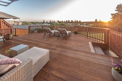 Photo of property in 51a Matai Street, Castlecliff, Whanganui, 4501