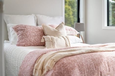 Photo of property in 84 Mawai Hakona Drive, Wallaceville, Upper Hutt, 5018