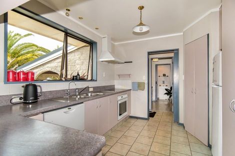 Photo of property in 167 Peel Street, Westport, 7825