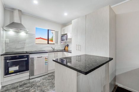 Photo of property in 3/80 Marne Road, Papakura, 2110