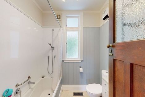 Photo of property in 181 Melbourne Road, Island Bay, Wellington, 6023