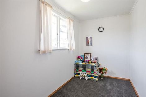 Photo of property in 141a-d Bedford Street, Cannons Creek, Porirua, 5024