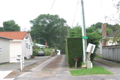 Photo of property in 1/73a Salisbury Road, Birkdale, Auckland, 0626