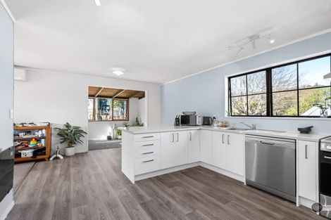 Photo of property in 112 Norana Road, Timberlea, Upper Hutt, 5018