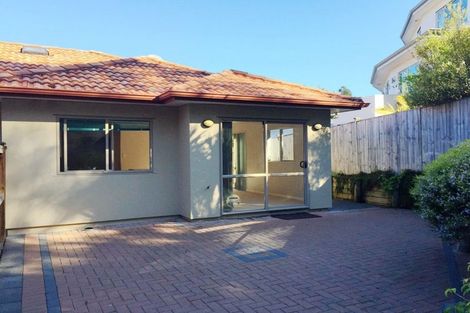 Photo of property in 35 Helvetia Drive, Browns Bay, Auckland, 0630