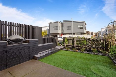 Photo of property in 21 Mollusc Road, Hobsonville, Auckland, 0616