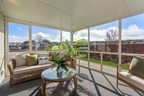 Photo of property in 34 Valecrest Avenue, Parklands, Christchurch, 8083