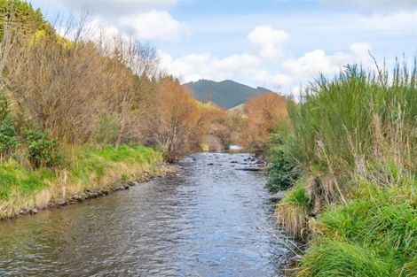 Photo of property in 73 Whitemans Valley Road, Whitemans Valley, Upper Hutt, 5371
