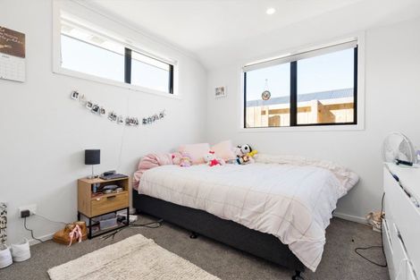 Photo of property in 1/15 Mabian Crescent, Deanwell, Hamilton, 3206