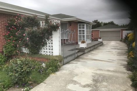 Photo of property in 27 Glenmore Avenue, Casebrook, Christchurch, 8051