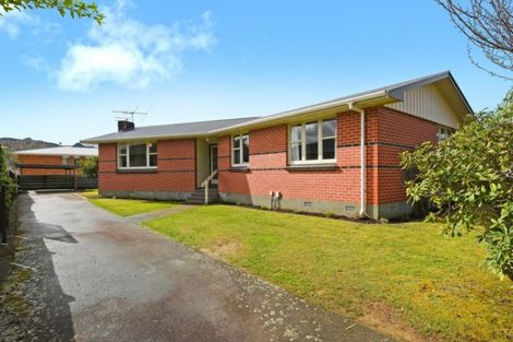 Photo of property in 9 Oregon Drive, Maoribank, Upper Hutt, 5018