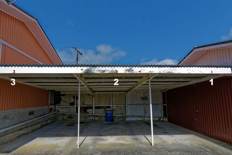 Photo of property in 1/25 West Coast Road, Glen Eden, Auckland, 0602