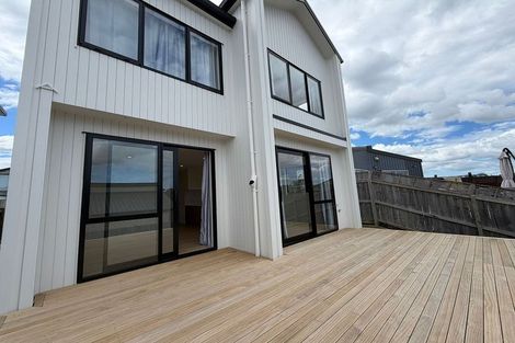 Photo of property in 105 Waekahu Road, Westgate, Auckland, 0814