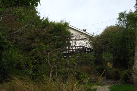 Photo of property in 27 Marine Parade, Macandrew Bay, Dunedin, 9014