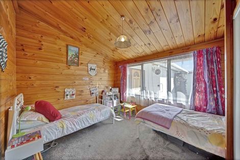 Photo of property in 12 Snowden Place, Opaheke, Papakura, 2113