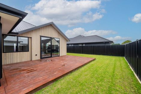 Photo of property in 99 Hoffman Court, Waikiwi, Invercargill, 9810