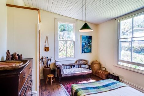 Photo of property in 1 Harvey Road, Bluff Hill, Napier, 4110