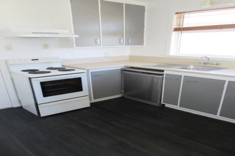 Photo of property in 10 Waipounamu Drive, Kelson, Lower Hutt, 5010