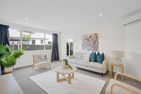 Photo of property in 9 Elm Grove, Westown, New Plymouth, 4310