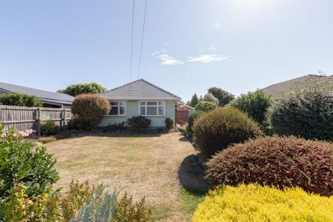Photo of property in 75 Withells Road, Avonhead, Christchurch, 8042