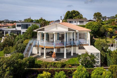 Photo of property in 8 George Street, Hospital Hill, Napier, 4110